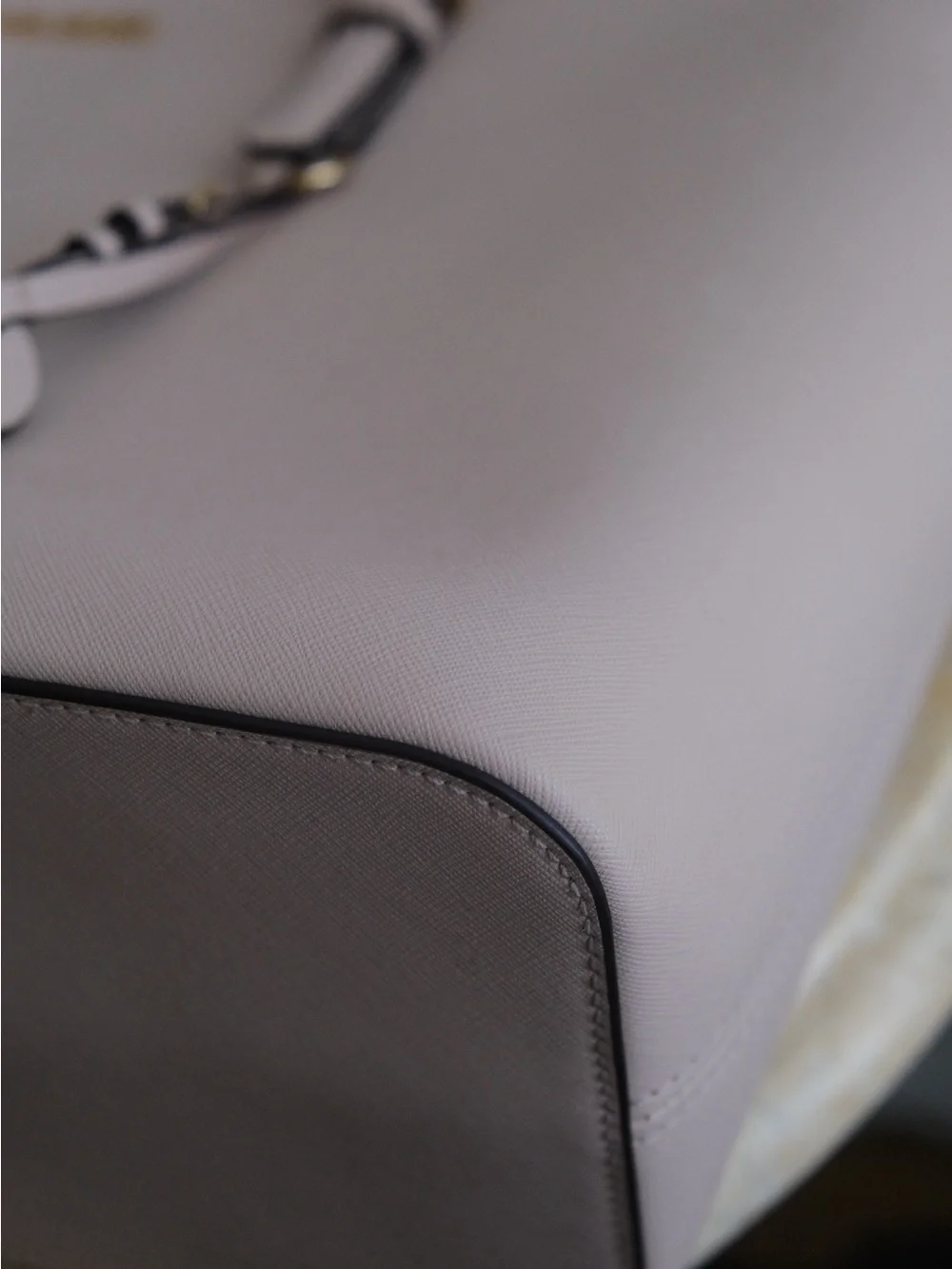 Michael Kors Multifunction Jet Set Travel Saffiano Leather Tote